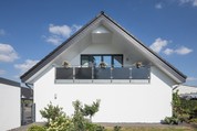 BX_Einfamilienhaus-weisse-Fassade-2.jpg